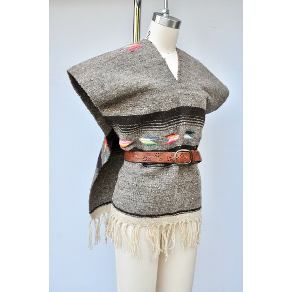 Fringed Poncho Blanket Coat Southwestern Navajo Oversized Poncho Ethnic Boho OS - Picture 3 of 6